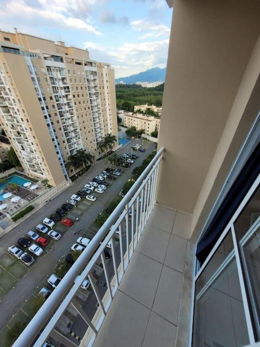 Otimo Ap Em C Piscina Na Barra Olimpica Apartemen *